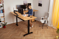 Rohový výškově nastavitelný stůl s epoxidovým LED osvětlením 6