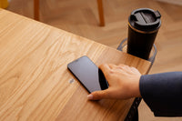 Rohový kancelářský stůl s rozšíøenym organizérem kabelů 6